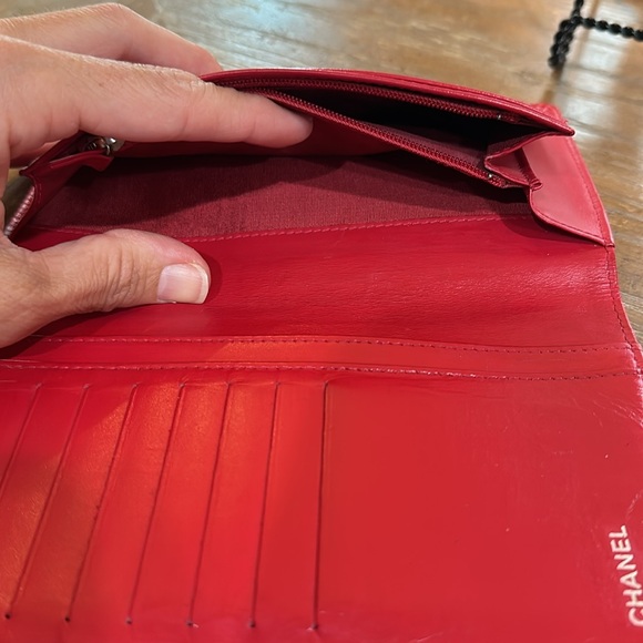 CHANEL timeless CC caviar leather wallet EUC - Picture 10 of 13